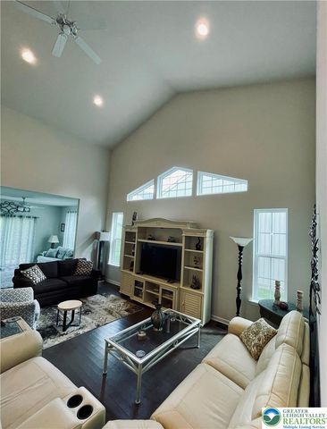 4147 Bluesky Place, Emmaus Boro, PA 18049