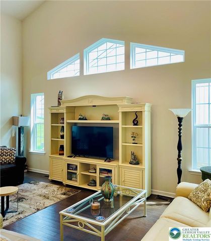 4147 Bluesky Place, Emmaus Boro, PA 18049