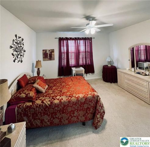 4147 Bluesky Place, Emmaus Boro, PA 18049