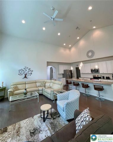 4147 Bluesky Place, Emmaus Boro, PA 18049