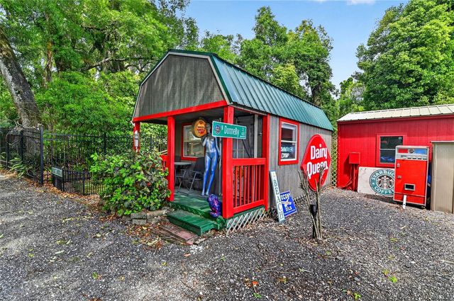 3717 LAUGHLIN ROAD, Zellwood, FL 32798