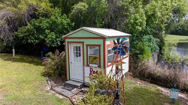 3717 LAUGHLIN ROAD, Zellwood, FL 32798