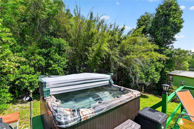 3717 LAUGHLIN ROAD, Zellwood, FL 32798