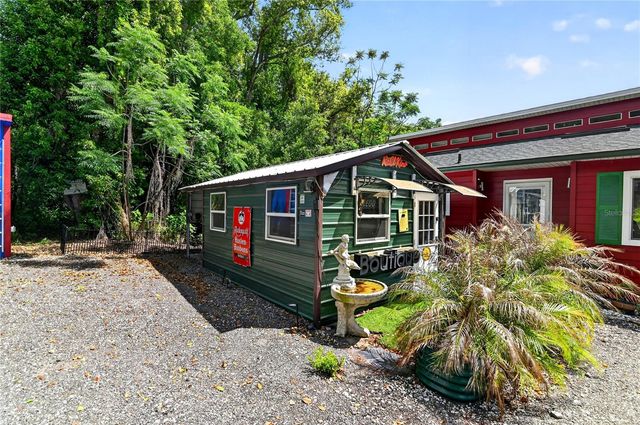 3717 LAUGHLIN ROAD, Zellwood, FL 32798