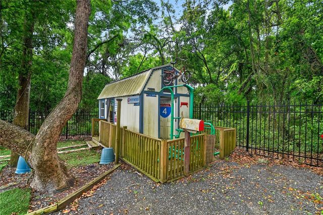 3717 LAUGHLIN ROAD, Zellwood, FL 32798