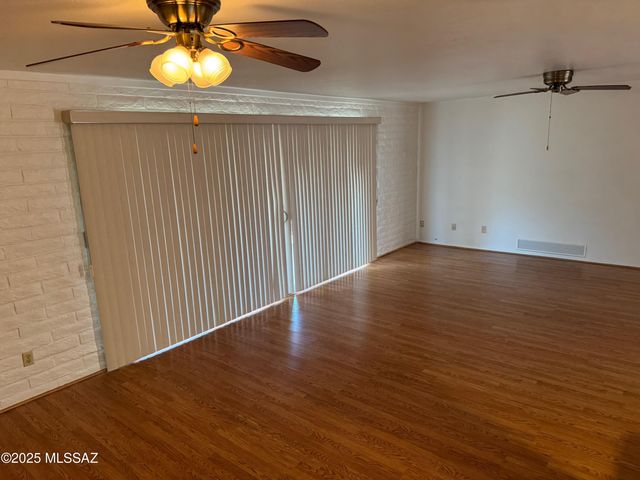 10059 N Oro Place, Tucson, AZ 85737