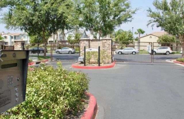 433 Merced Court, Corona, CA 92880