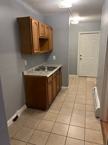 65 Madison Street, Hartford, CT 06106