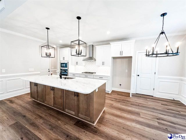 1007 Meredith Dr., Florence, SC 29505