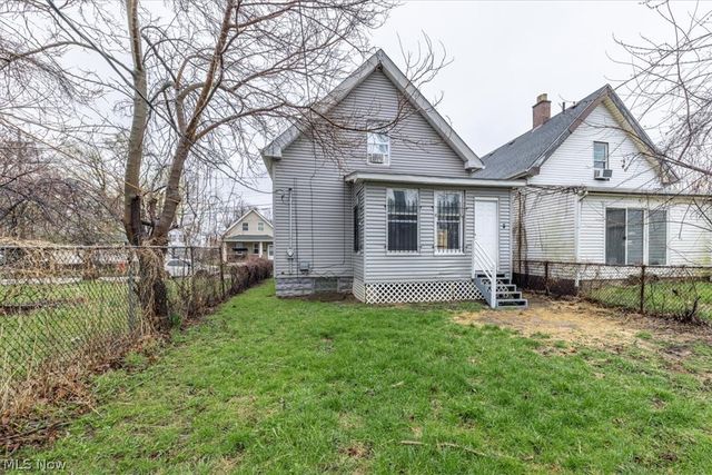 3152 W 68th Street, Cleveland, OH 44102