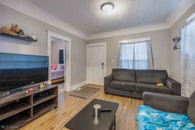3152 W 68th Street, Cleveland, OH 44102