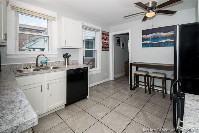 2407 Charlestown Road, New Albany, IN 47150