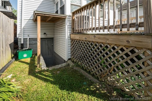 2407 Charlestown Road, New Albany, IN 47150
