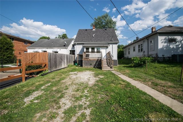 2407 Charlestown Road, New Albany, IN 47150