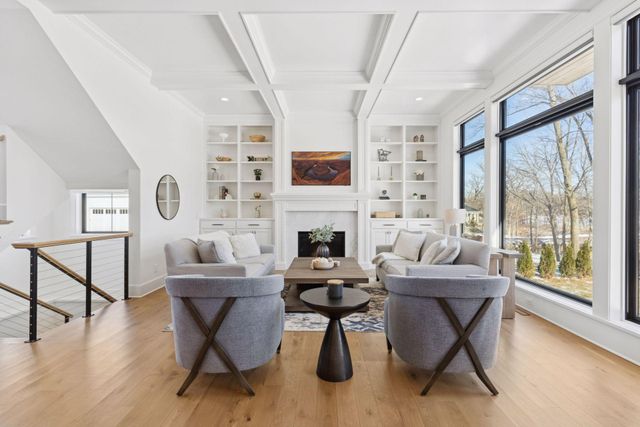 3734 Woodland Cove Parkway, Minnetrista, MN 55331