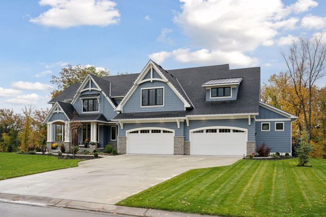 3734 Woodland Cove Parkway, Minnetrista, MN 55331