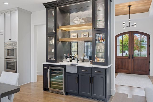 3734 Woodland Cove Parkway, Minnetrista, MN 55331