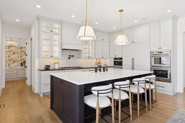 3734 Woodland Cove Parkway, Minnetrista, MN 55331