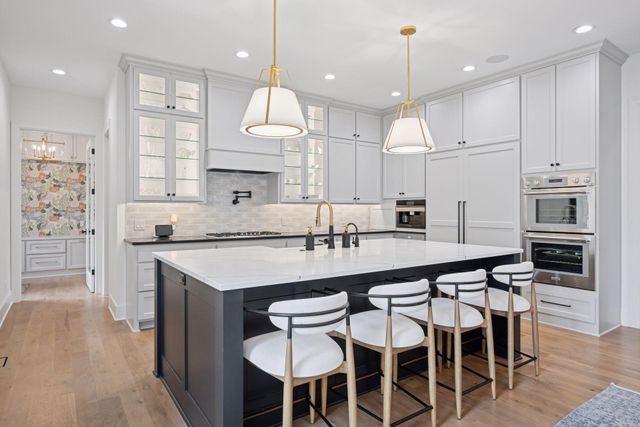 3734 Woodland Cove Parkway, Minnetrista, MN 55331