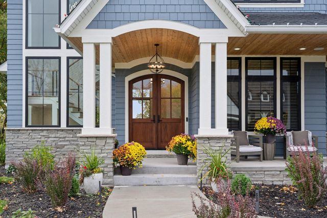 3734 Woodland Cove Parkway, Minnetrista, MN 55331