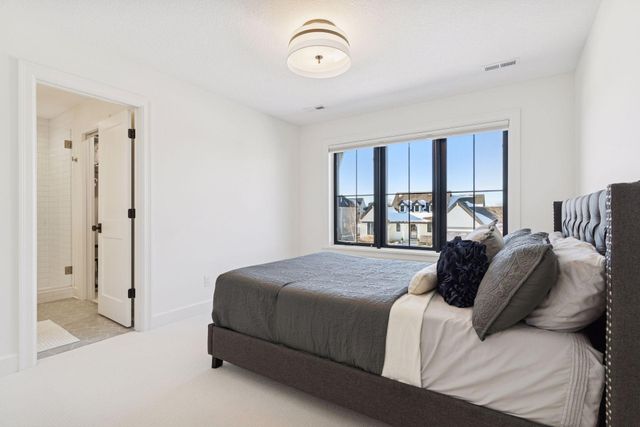 3734 Woodland Cove Parkway, Minnetrista, MN 55331