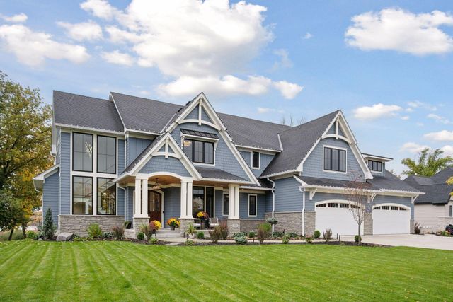 3734 Woodland Cove Parkway, Minnetrista, MN 55331