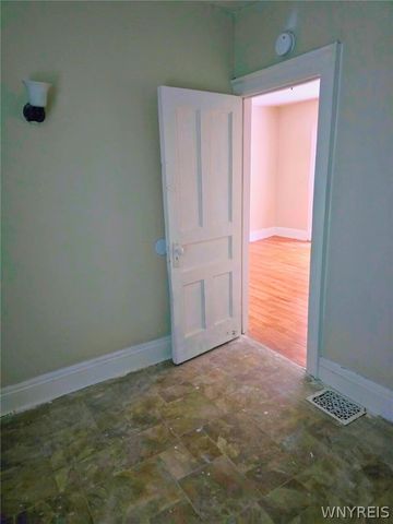 262 Breckenridge Street, Buffalo, NY 14213