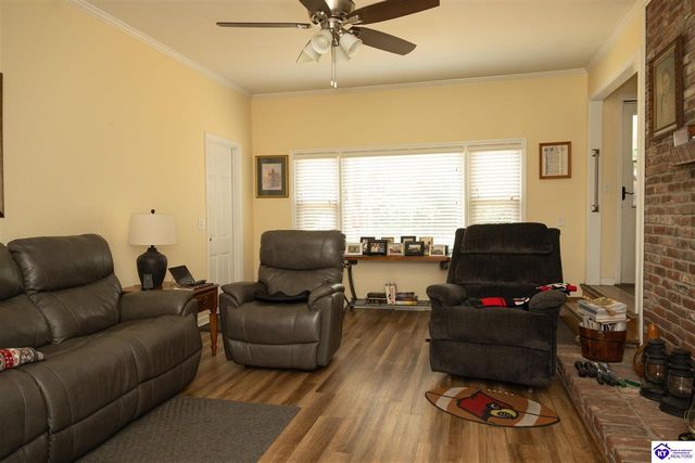 97 Circle Crest, Hodgenville, KY 42748