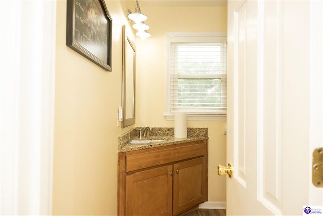 97 Circle Crest, Hodgenville, KY 42748