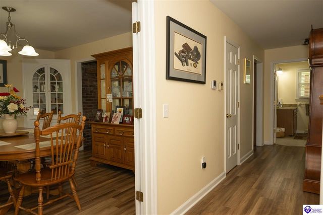 97 Circle Crest, Hodgenville, KY 42748