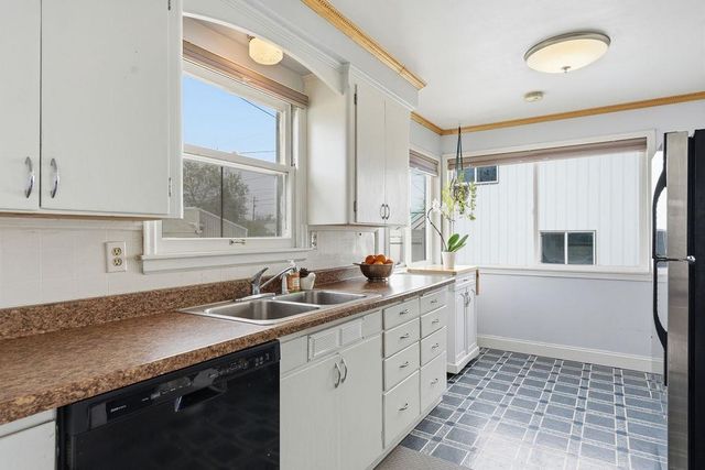 3808 W Rockwell Ave, Spokane, WA 99205