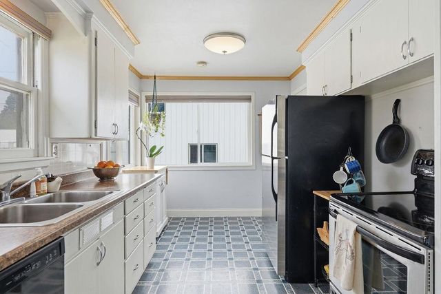 3808 W Rockwell Ave, Spokane, WA 99205