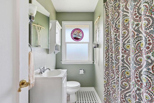 3808 W Rockwell Ave, Spokane, WA 99205