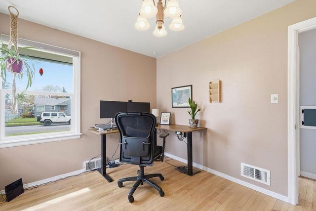 3808 W Rockwell Ave, Spokane, WA 99205