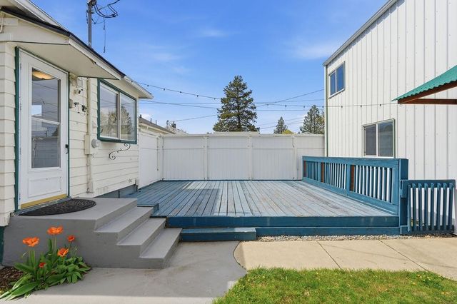 3808 W Rockwell Ave, Spokane, WA 99205