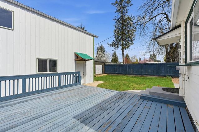 3808 W Rockwell Ave, Spokane, WA 99205