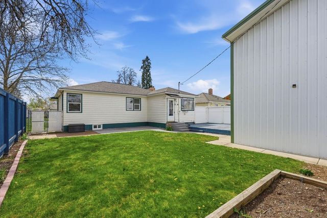 3808 W Rockwell Ave, Spokane, WA 99205