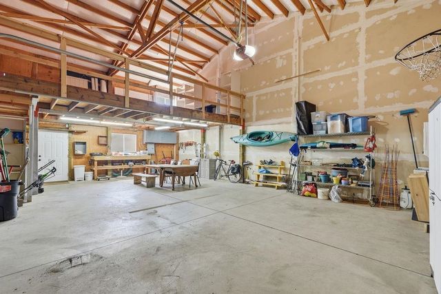 3808 W Rockwell Ave, Spokane, WA 99205