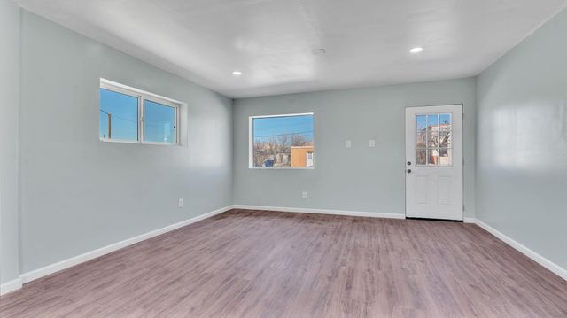 1720 Gerald Avenue SE, Albuquerque, NM 87106