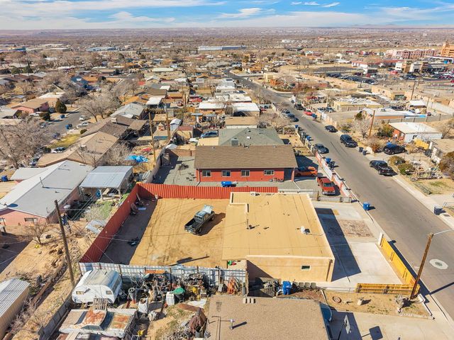 1720 Gerald Avenue SE, Albuquerque, NM 87106