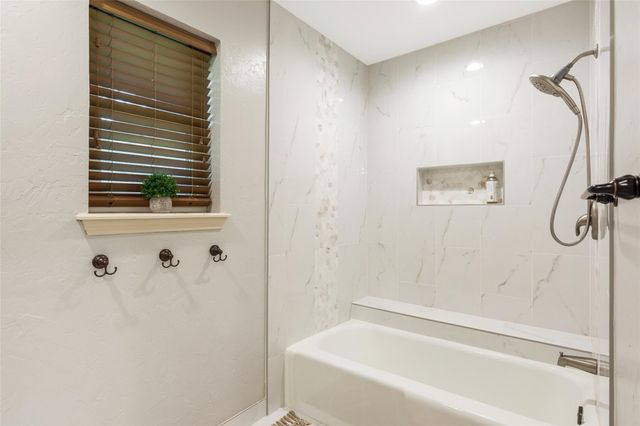 354 Tealwood Drive, Houston, TX 77024