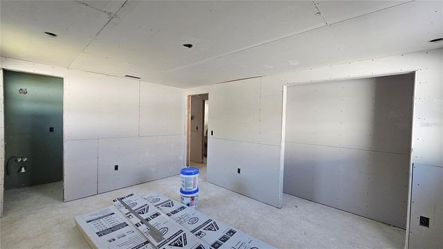 5519 DENVER STREET NE, St Petersburg, FL 33703