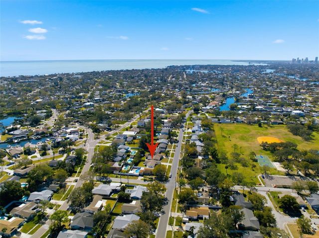 5519 DENVER STREET NE, St Petersburg, FL 33703