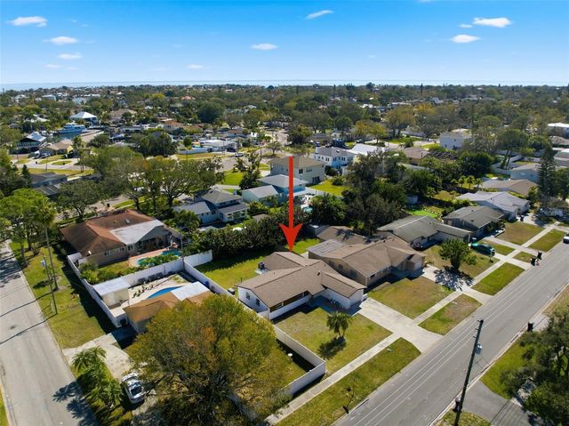 5519 DENVER STREET NE, St Petersburg, FL 33703