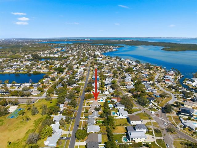 5519 DENVER STREET NE, St Petersburg, FL 33703