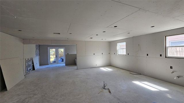 5519 DENVER STREET NE, St Petersburg, FL 33703