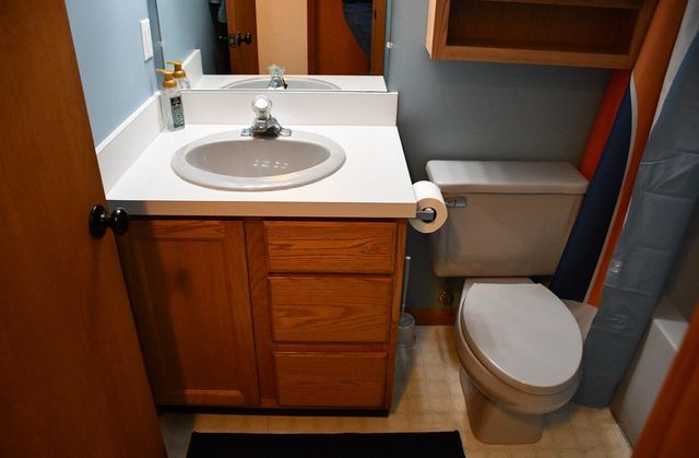 1040 Heritage Drive, Saline, MI 48176