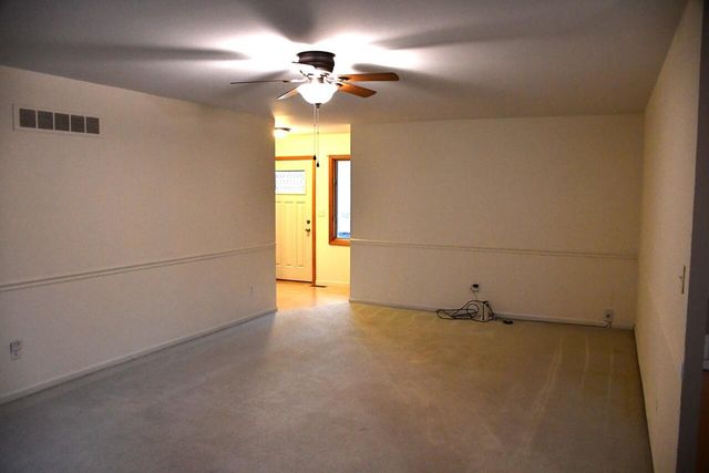 1040 Heritage Drive, Saline, MI 48176