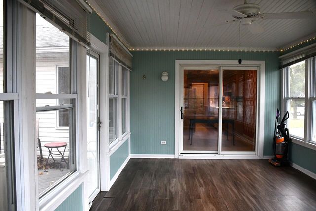 1040 Heritage Drive, Saline, MI 48176