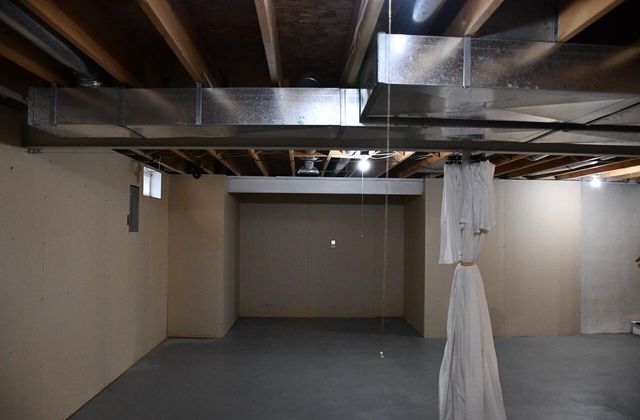 1040 Heritage Drive, Saline, MI 48176